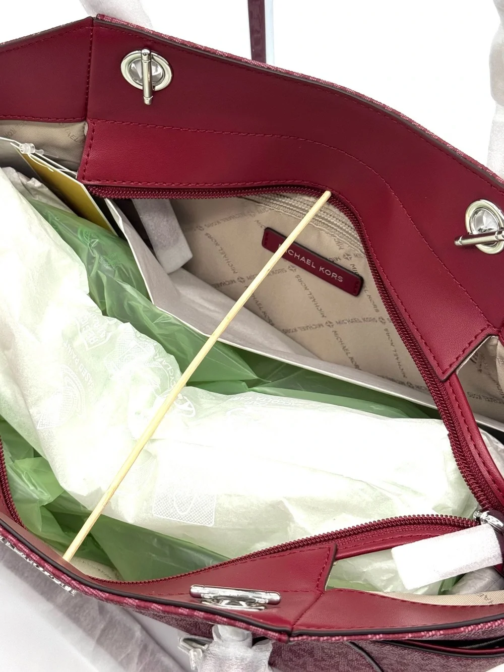 Michael Kors Jet Set Large Signature Logo Shoulder Bag - Maroon